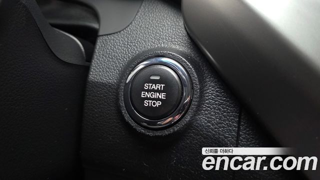 KG Mobility (SsangYong) Tivoli VX 2WD 2016 — фото 27
