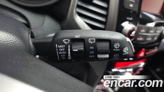 KG Mobility (SsangYong) Tivoli VX 2WD 2016 — фото 28