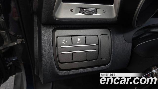 KG Mobility (SsangYong) Tivoli VX 2WD 2016 — фото 29