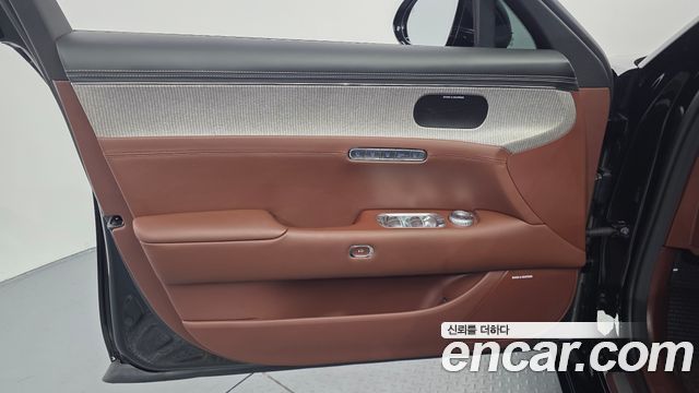 Genesis G90 (RS4) Gasoline 3.5 Turbo AWD 2025 — фото 24