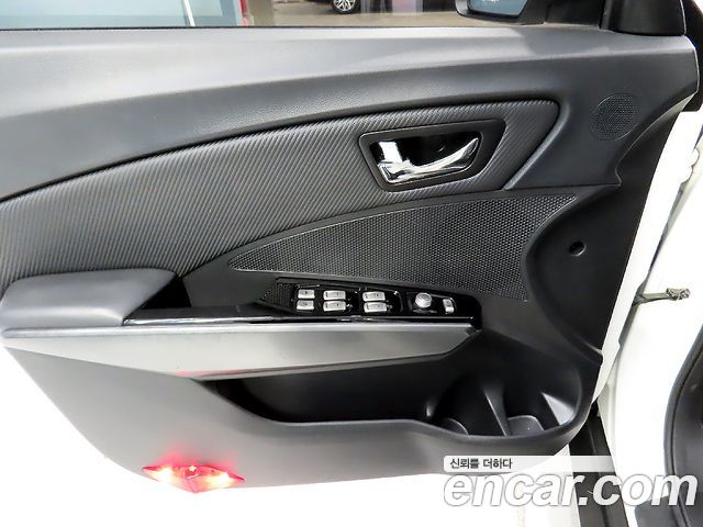 KG Mobility (SsangYong) Tivoli Armor Gear Edition 2WD 2018 — фото 18