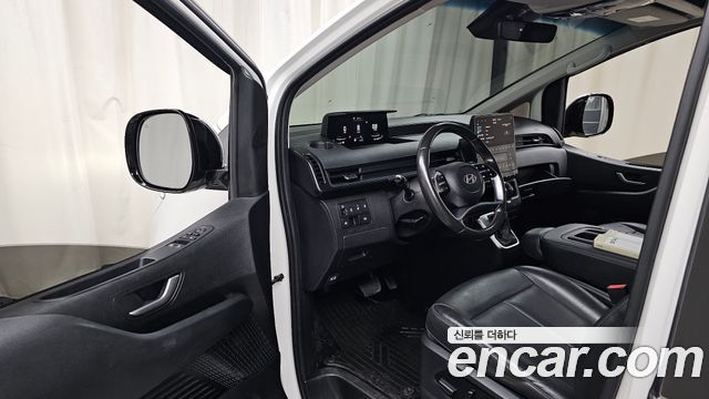 Hyundai Staria 4WD Tourer 9-Seater Modern 2025 — фото 10
