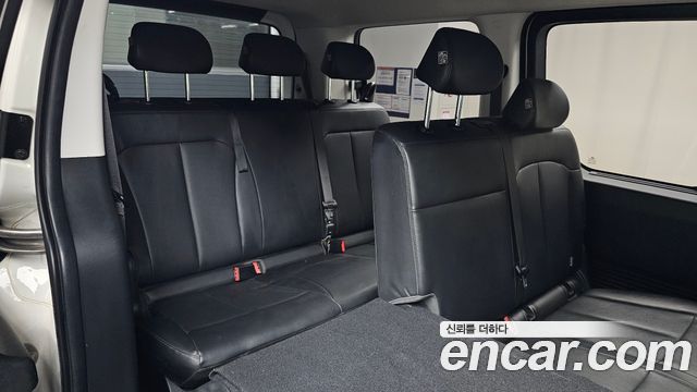 Hyundai Staria 4WD Tourer 9-Seater Modern 2025 — фото 19