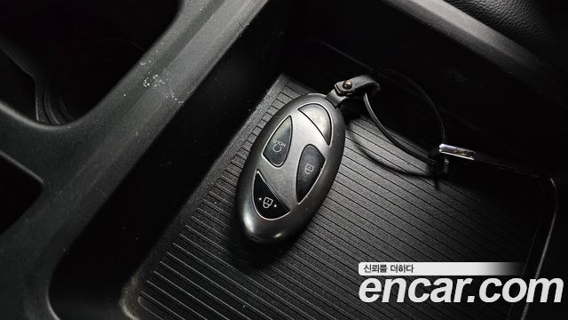 Hyundai Staria 4WD Tourer 9-Seater Modern 2025 — фото 32