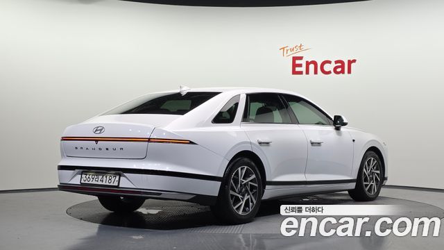Hyundai Grandeur (GN7) 3.5 LPG 2WD (Taxi) Deluxe 2024 — фото 2