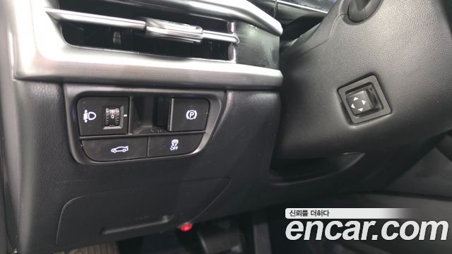 Hyundai Grandeur (GN7) 3.5 LPG 2WD (Taxi) Deluxe 2024 — фото 17