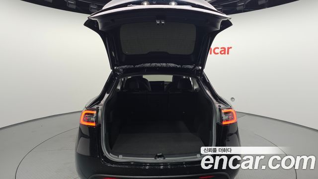 Tesla Model Y Long Range AWD 2022 — фото 20