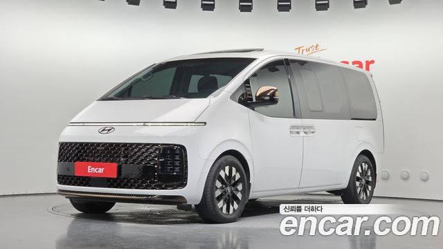 Hyundai Staria 4WD Lounge 9-Seater Inspiration 2025 — фото 1