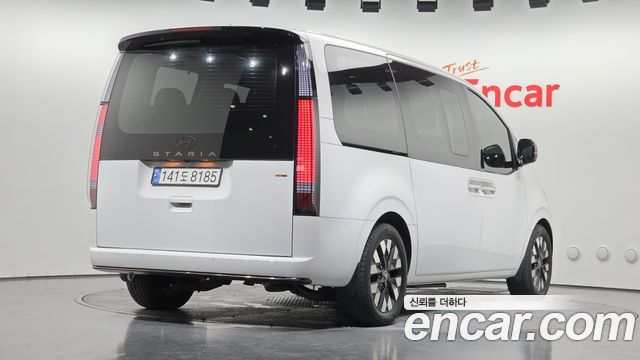 Hyundai Staria 4WD Lounge 9-Seater Inspiration 2025 — фото 2