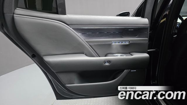 Genesis G90 (RS4) Gasoline 3.5 Turbo AWD 2022 — фото 25