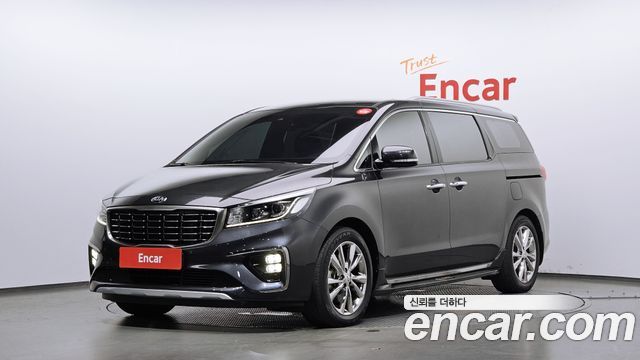 Kia Carnival 9-Seater Prstige 2019 — фото 1