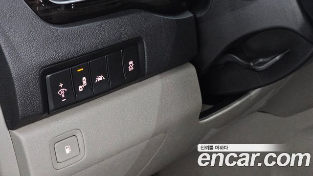 Kia Carnival 9-Seater Prstige 2019 — фото 14
