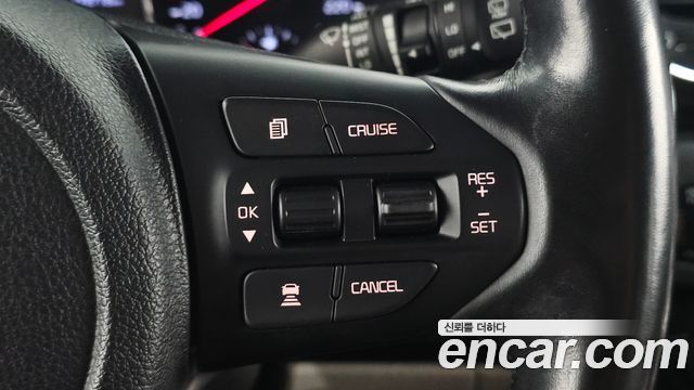 Kia Carnival 9-Seater Prstige 2019 — фото 17