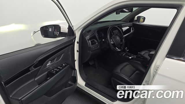KG Mobility (SsangYong) Beautiful Korando Gasoline 1.5 2WD C5 Plus 2020 — фото 10