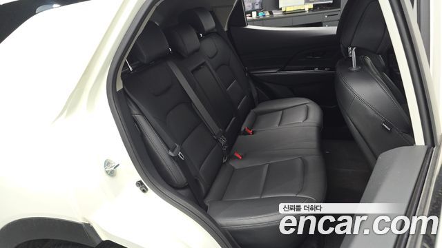 KG Mobility (SsangYong) Beautiful Korando Gasoline 1.5 2WD C5 Plus 2020 — фото 11