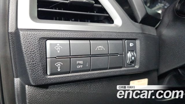 KG Mobility (SsangYong) Beautiful Korando Gasoline 1.5 2WD C5 Plus 2022 — фото 13