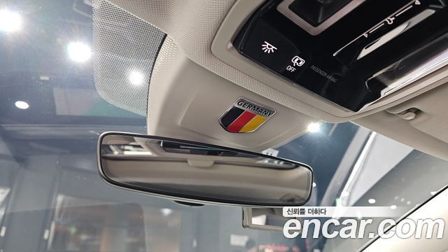Volkswagen Golf (VIII) 2.0 TDI Prestige 2024 — фото 18