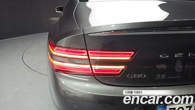Genesis G80 (RG3) Gasoline 2.5 Turbo AWD 2022 — фото 23