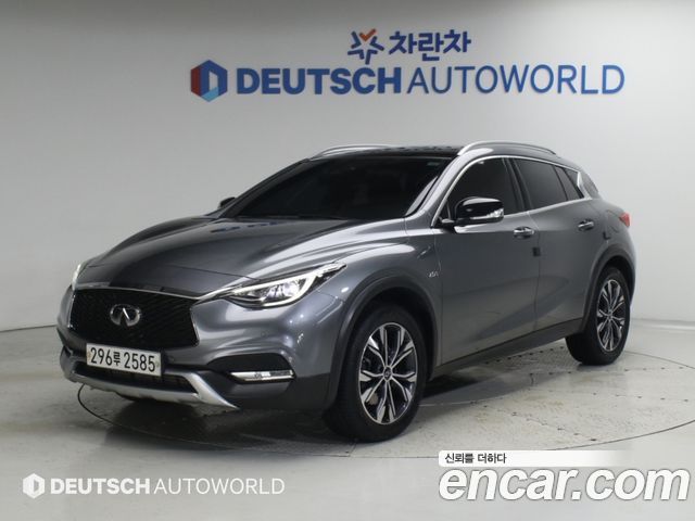Infiniti QX30 2.0 Essential AWD