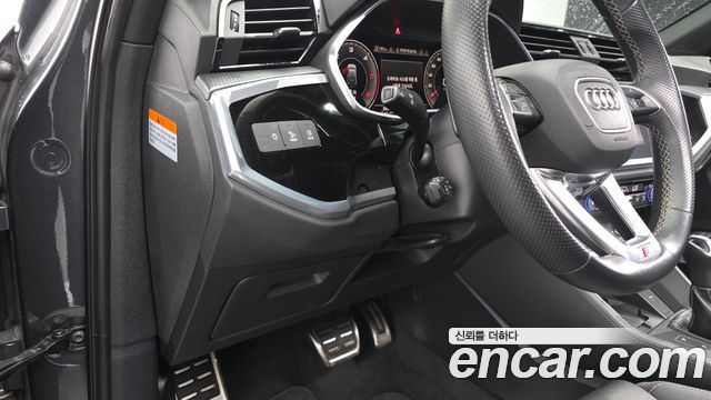 Audi Q3 (F3) 35 TDI Quattro Premium Sportback 2023 — фото 13