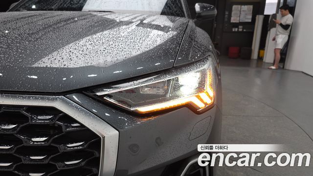 Audi Q3 (F3) 35 TDI Quattro Premium Sportback 2023 — фото 22