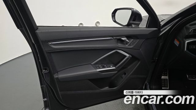 Audi Q3 (F3) 35 TDI Quattro Premium Sportback 2023 — фото 24