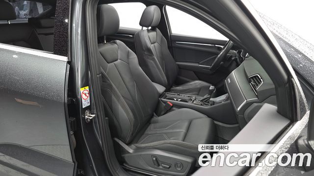 Audi Q3 (F3) 35 TDI Quattro Premium Sportback 2023 — фото 26