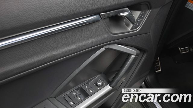 Audi Q3 (F3) 35 TDI Quattro Premium Sportback 2023 — фото 29