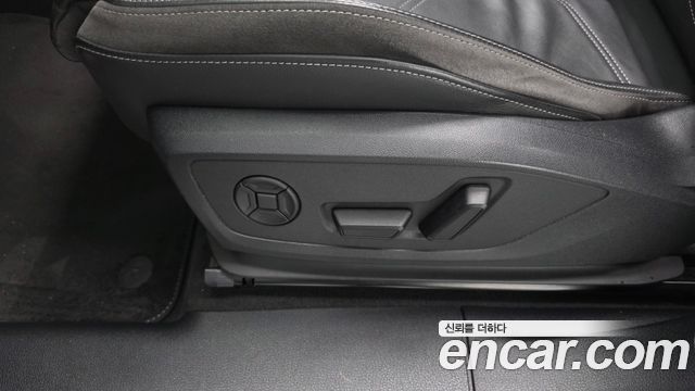 Audi Q3 (F3) 35 TDI Quattro Premium Sportback 2023 — фото 34