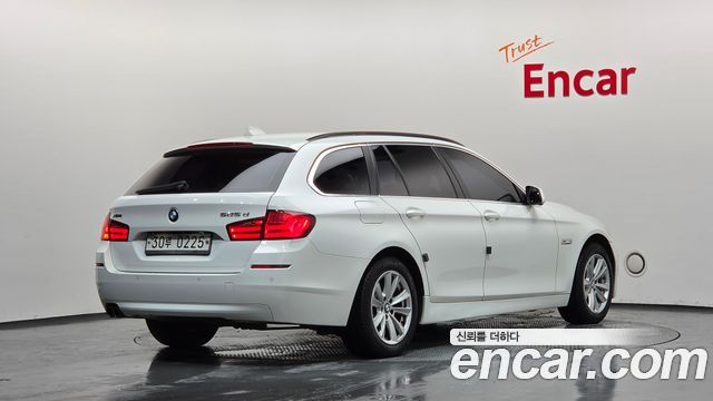 BMW 5 Series (F10) 525d xDrive Touring 2013 — фото 2