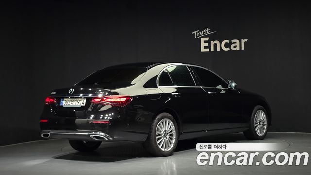 Mercedes-Benz E-Class (W213) E220d 4MATIC Exclusive 2023 — фото 2