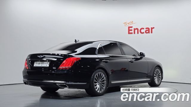 Genesis EQ900 3.3 T-GDI AWD Premiun Luxury 2016 — фото 2
