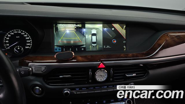 Genesis EQ900 3.3 T-GDI AWD Premiun Luxury 2016 — фото 15