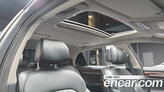 Genesis EQ900 3.3 T-GDI AWD Premiun Luxury 2016 — фото 19
