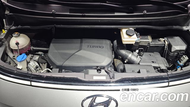 Hyundai Staria Cargo 5-Seater Modern 2022 — фото 6