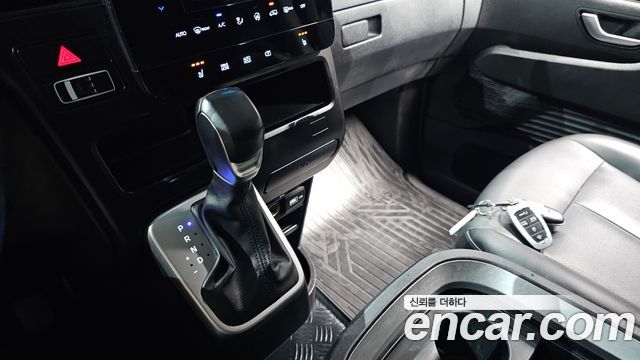 Hyundai Staria Cargo 5-Seater Modern 2022 — фото 9