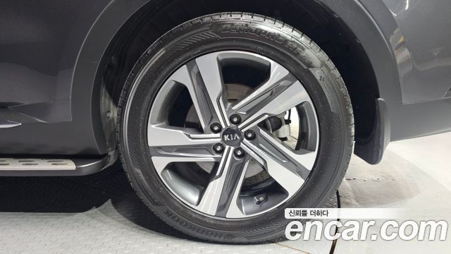 Kia Sorento (IV) HEV 1.6 4WD Signature 2021 — фото 21