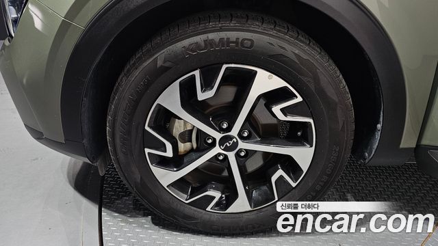 Kia Sportage Hybrid (V) Signature Gravity 2WD 2023 — фото 5