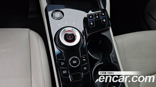 Kia Sportage Hybrid (V) Signature Gravity 2WD 2023 — фото 9