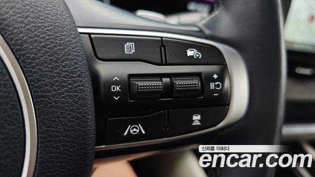 Kia Sportage Hybrid (V) Signature Gravity 2WD 2023 — фото 18