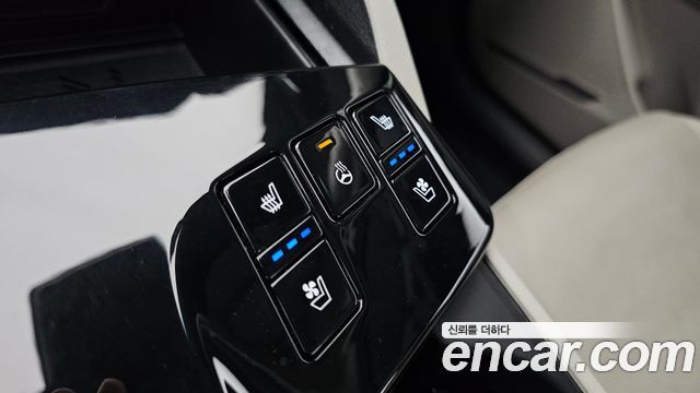 Kia Sportage Hybrid (V) Signature Gravity 2WD 2023 — фото 19