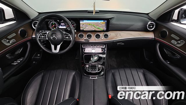 Mercedes-Benz E-Class (W213) E220d 4MATIC Exclusive 2019 — фото 7