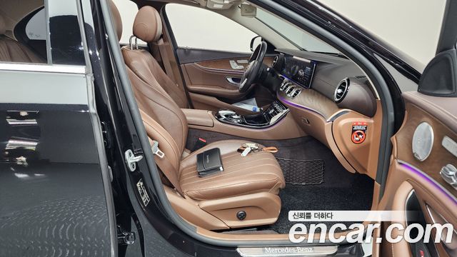 Mercedes-Benz E-Class (W213) E300 4MATIC Exclusive 2019 — фото 15