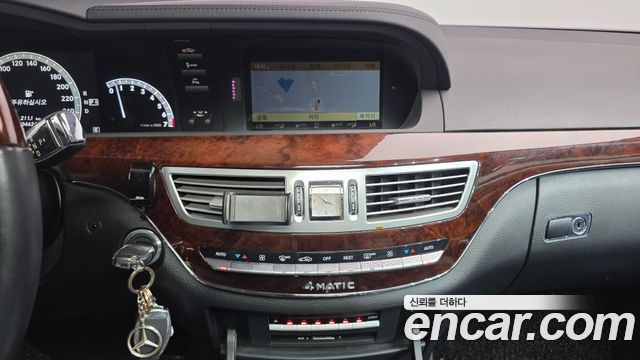 Mercedes-Benz S-Class (W221) S500L BlueEFFICIENCY 4MATIC 2012 — фото 13