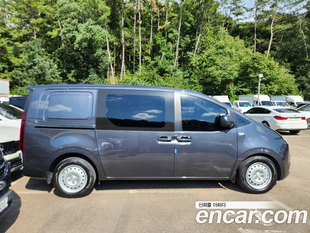 Hyundai Staria Cargo 5-Seater Smart 2022 — фото 3