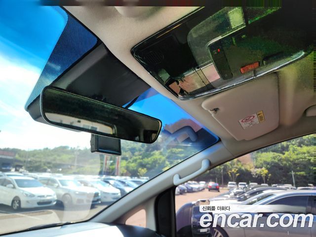 Hyundai Staria Cargo 5-Seater Smart 2022 — фото 16