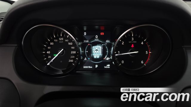 Land Rover Discovery Sport 2.0 TD4 SE 2019 — фото 8
