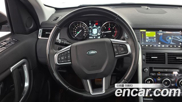 Land Rover Discovery Sport 2.0 TD4 SE 2019 — фото 12