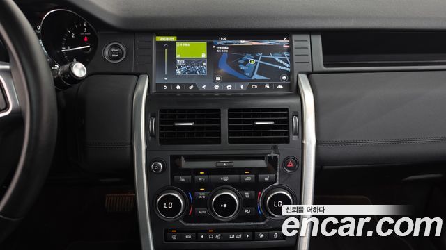 Land Rover Discovery Sport 2.0 TD4 SE 2019 — фото 13