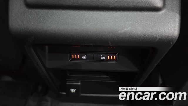 Land Rover Discovery Sport 2.0 TD4 SE 2019 — фото 33